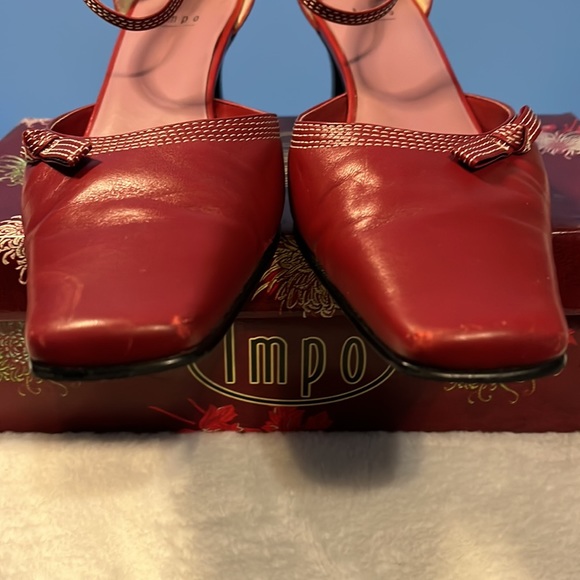 Impo Nelson Leather Pumps, Havana Red, Size 11M - Picture 3 of 12